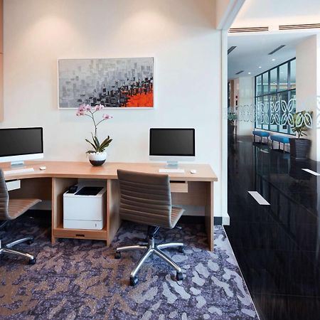 Hilton Garden Inn Puchong Dış mekan fotoğraf