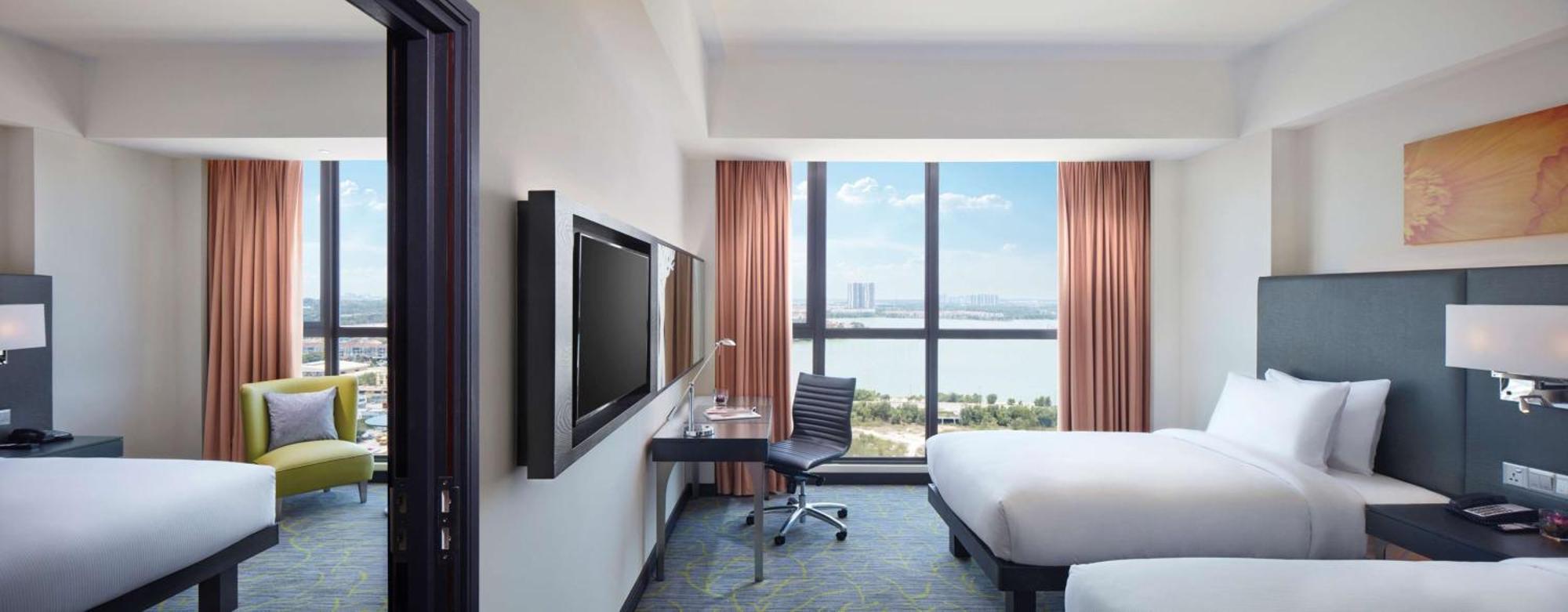 Hilton Garden Inn Puchong Dış mekan fotoğraf