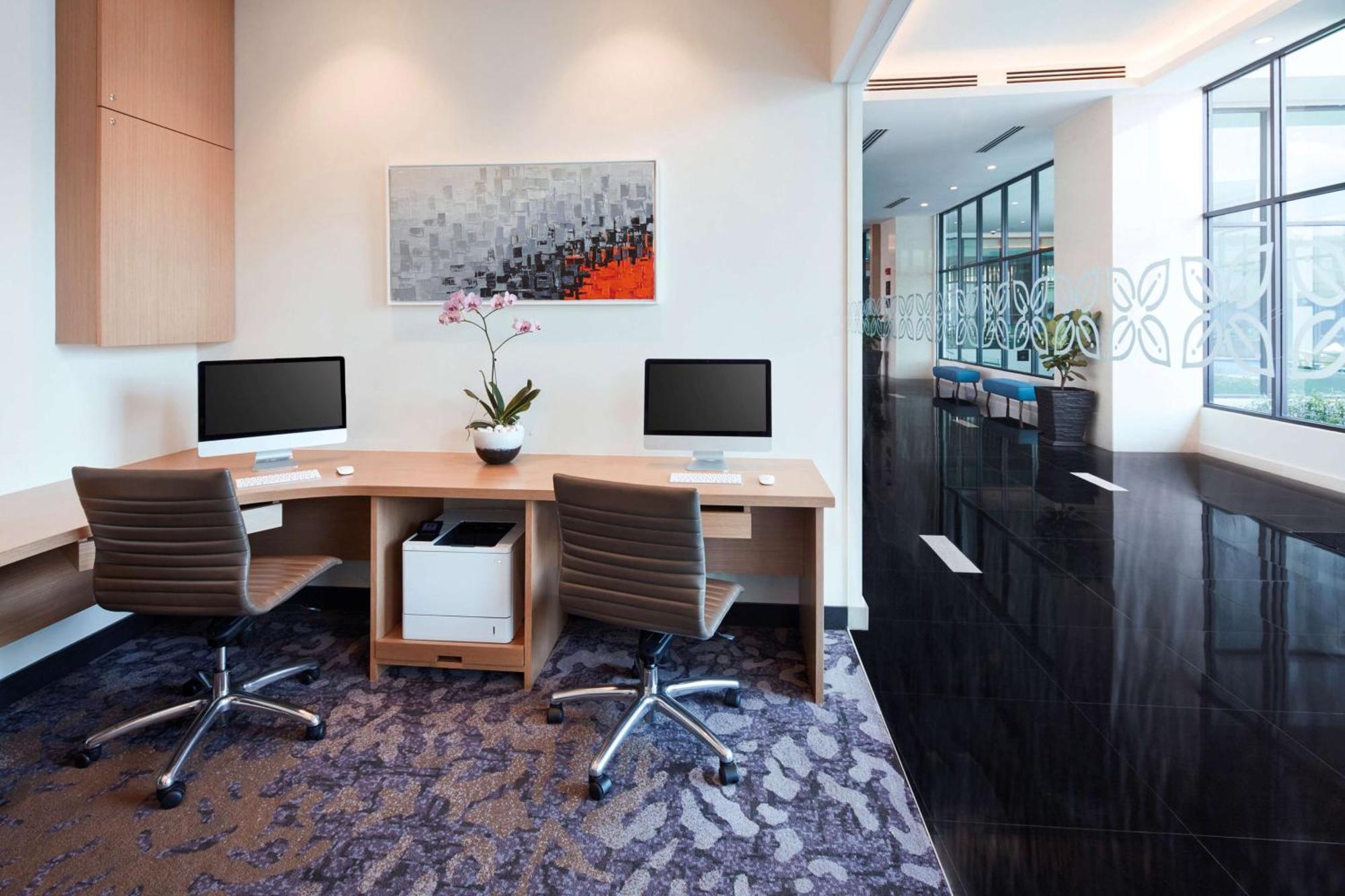 Hilton Garden Inn Puchong Dış mekan fotoğraf