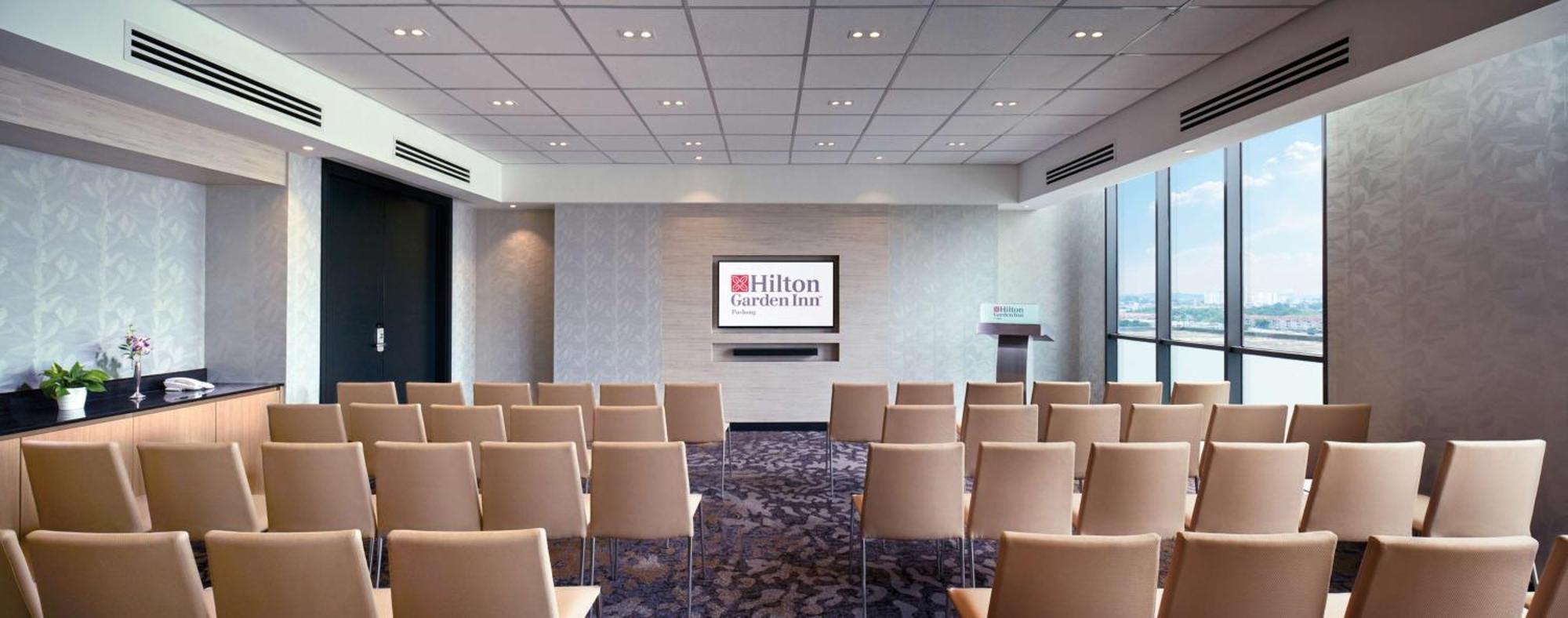 Hilton Garden Inn Puchong Dış mekan fotoğraf